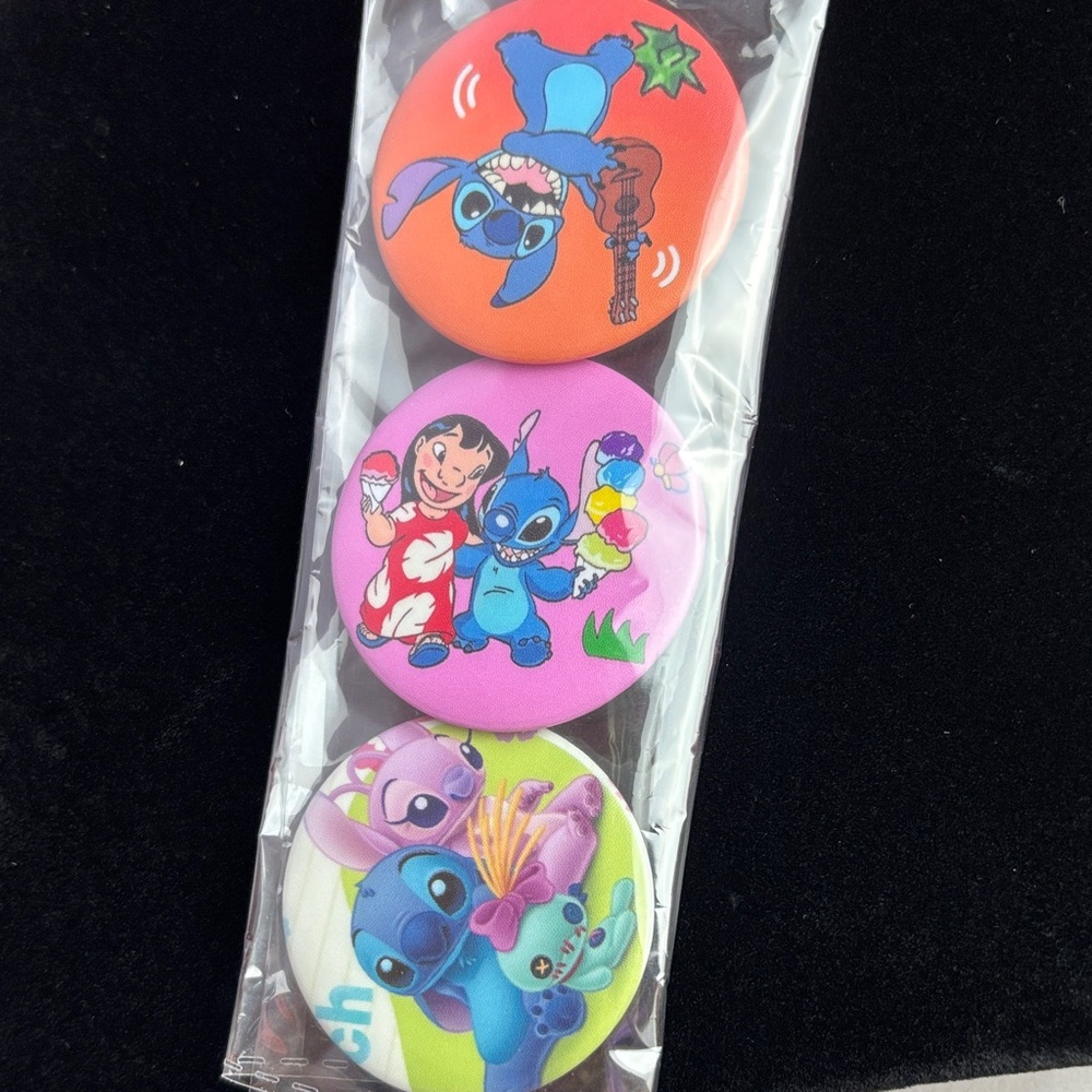 NWT Set of Three Stitch and Lilo Button Pin